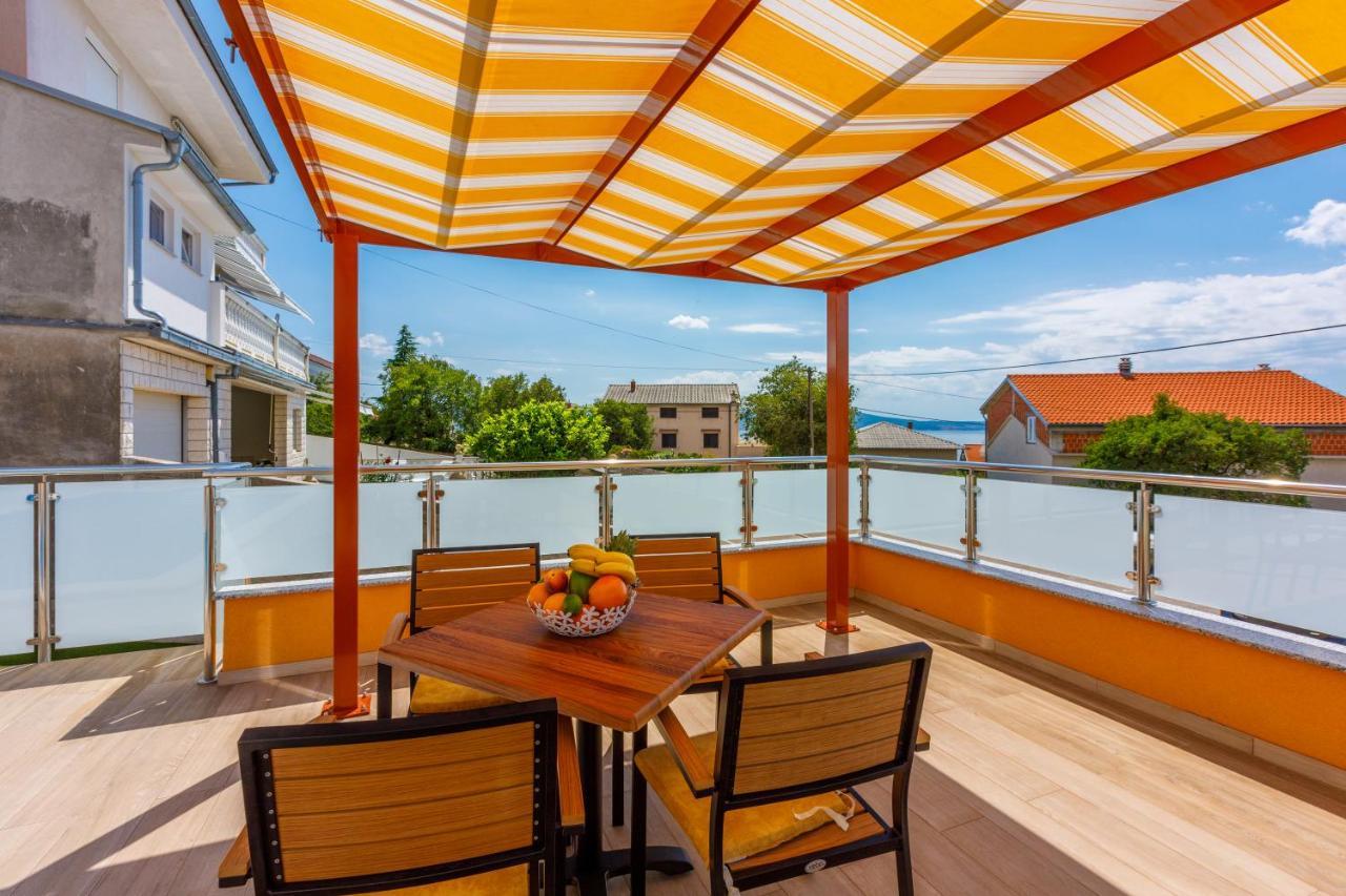 House View Apartment โนวีวีโนดอลสกี ภายนอก รูปภาพ
